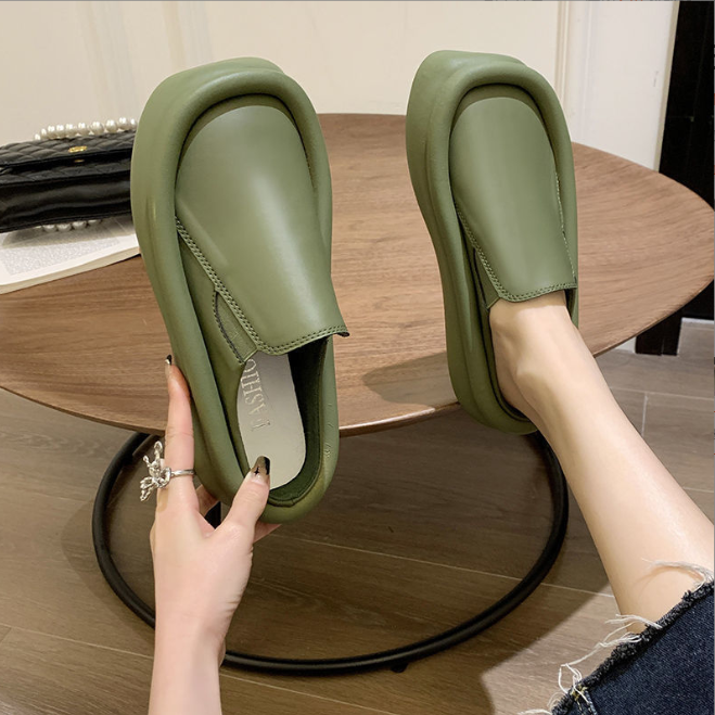 High-heel platform flip-flops