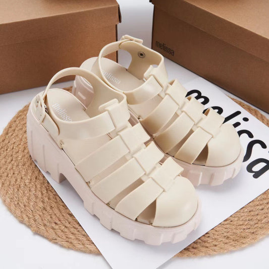 High-heeled sandals with chunky heels