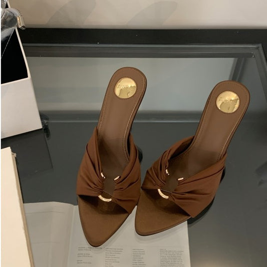 high-heeled shoes