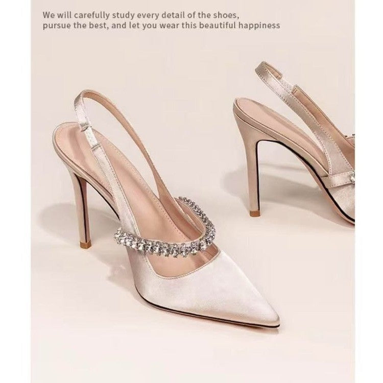 High-heeled shoes