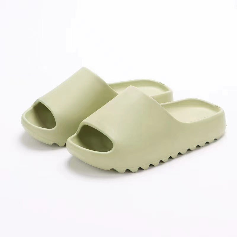 High-heeled slippers