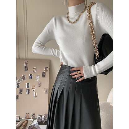 High-neck long-sleeved slim-fit knit top as a base layer
