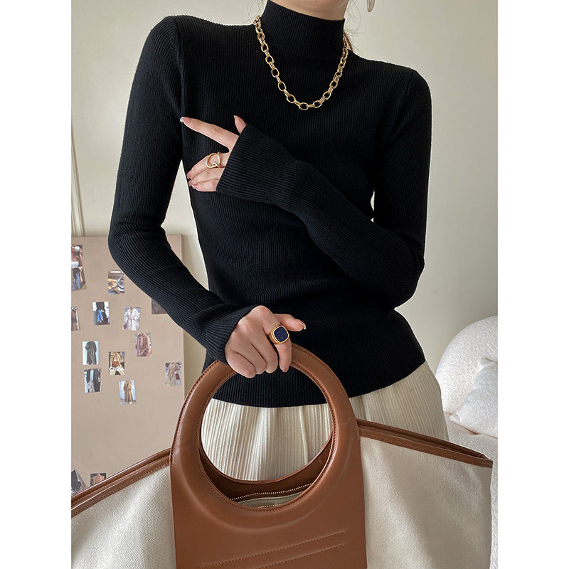 High-neck long-sleeved slim-fit knit top as a base layer