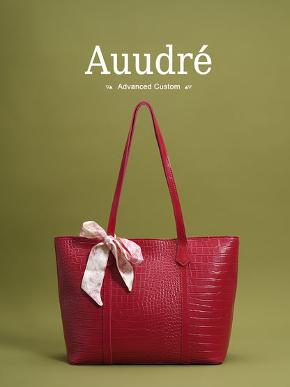 High-Quality Large-Capacity Commuter Bag