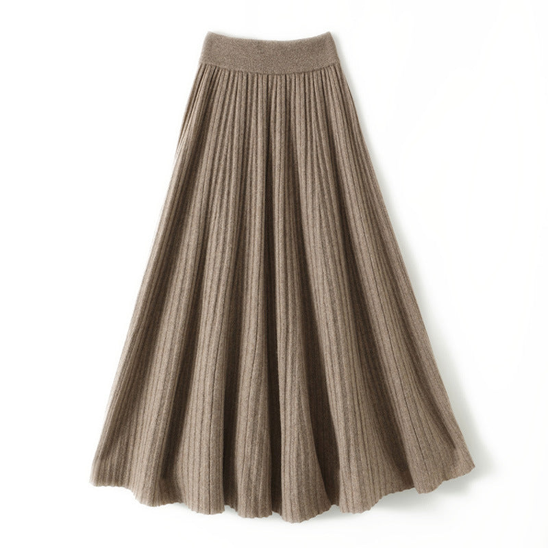 High-waisted elegant mid-length pleated skirt