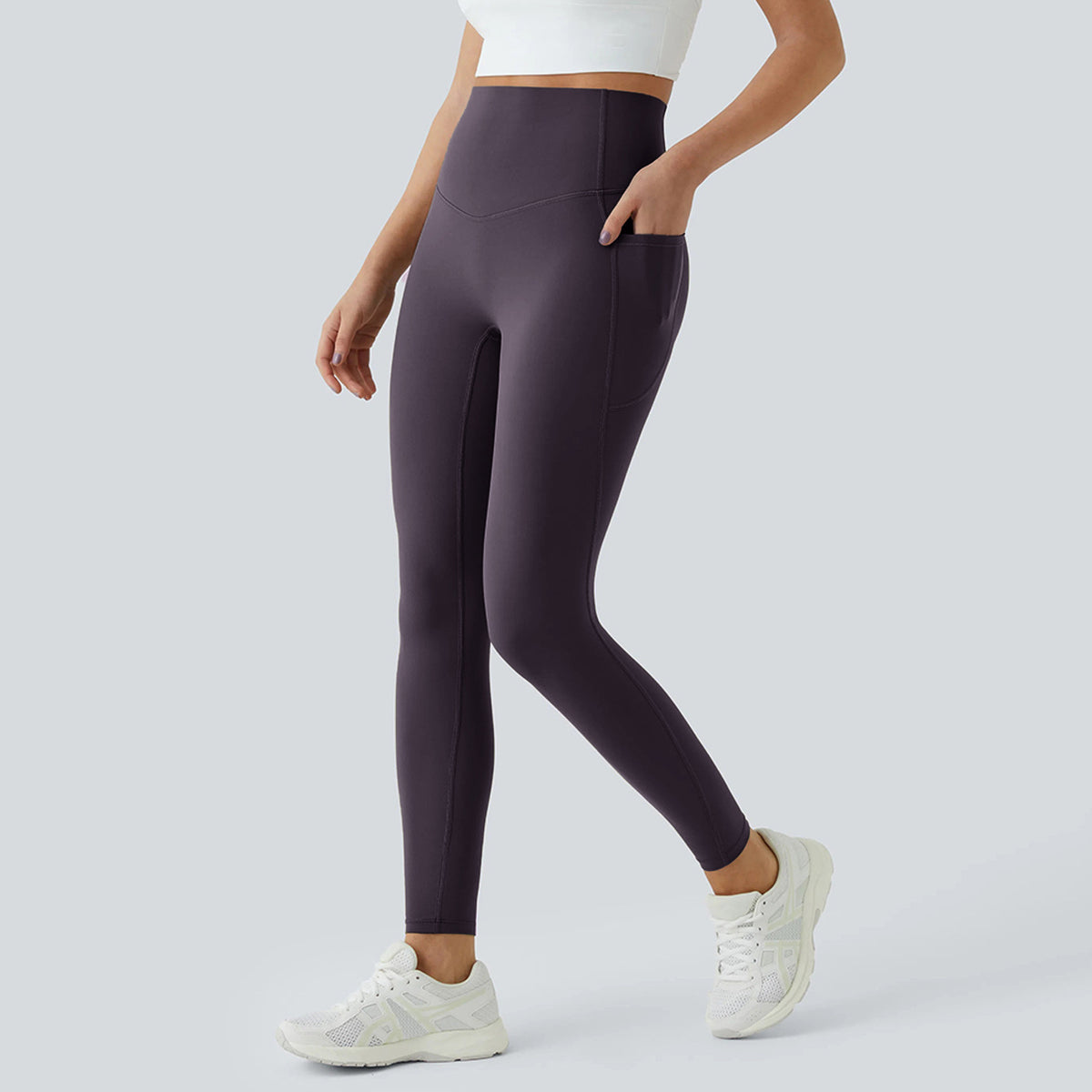 High-waisted hip-lifting and shaping yoga pants