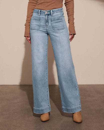 High-waisted jeans