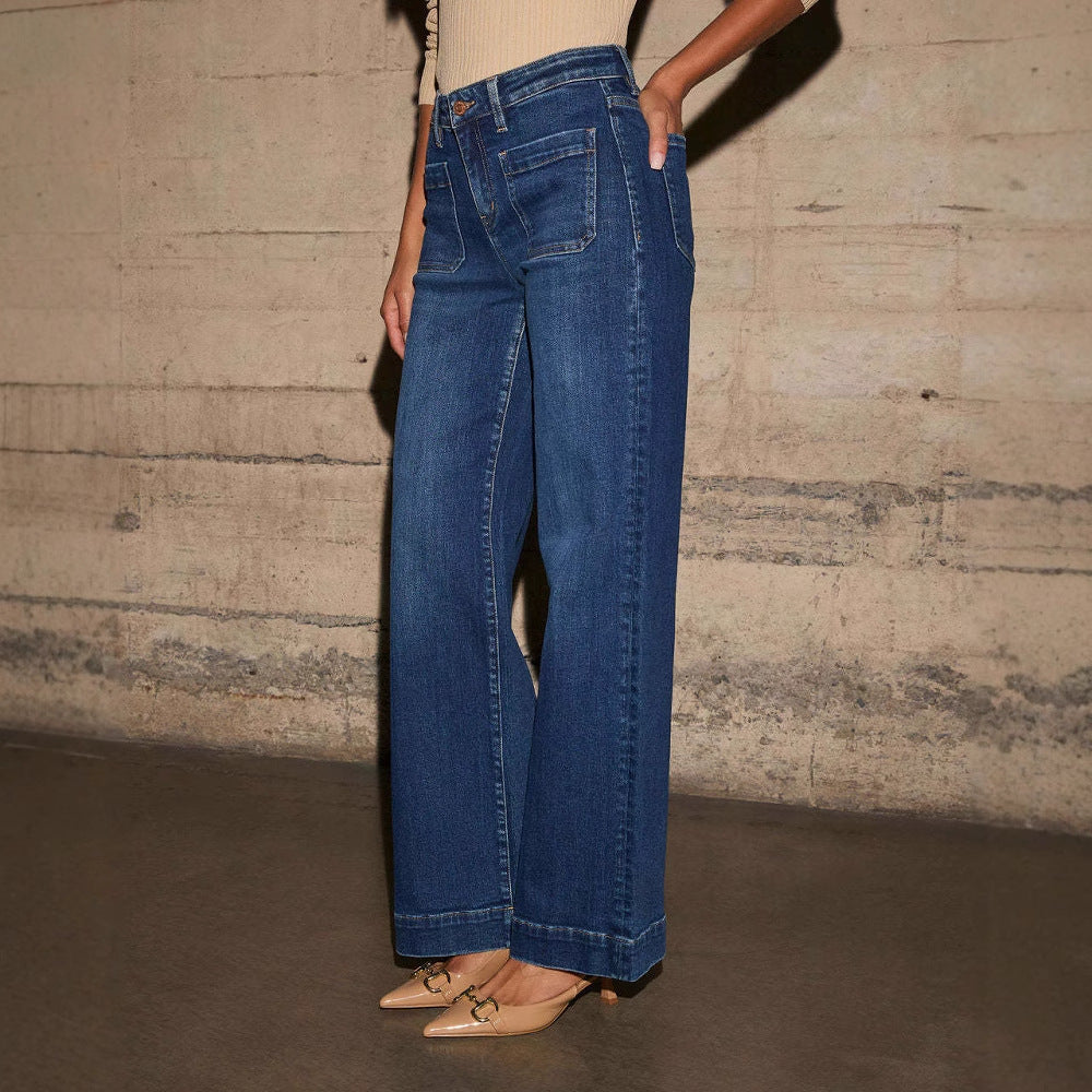 High-waisted jeans