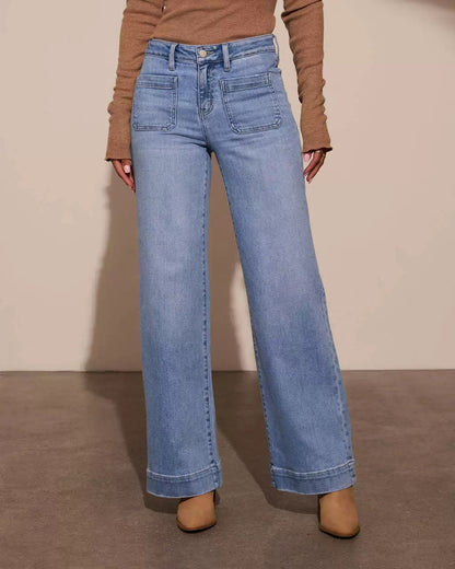 High-waisted jeans
