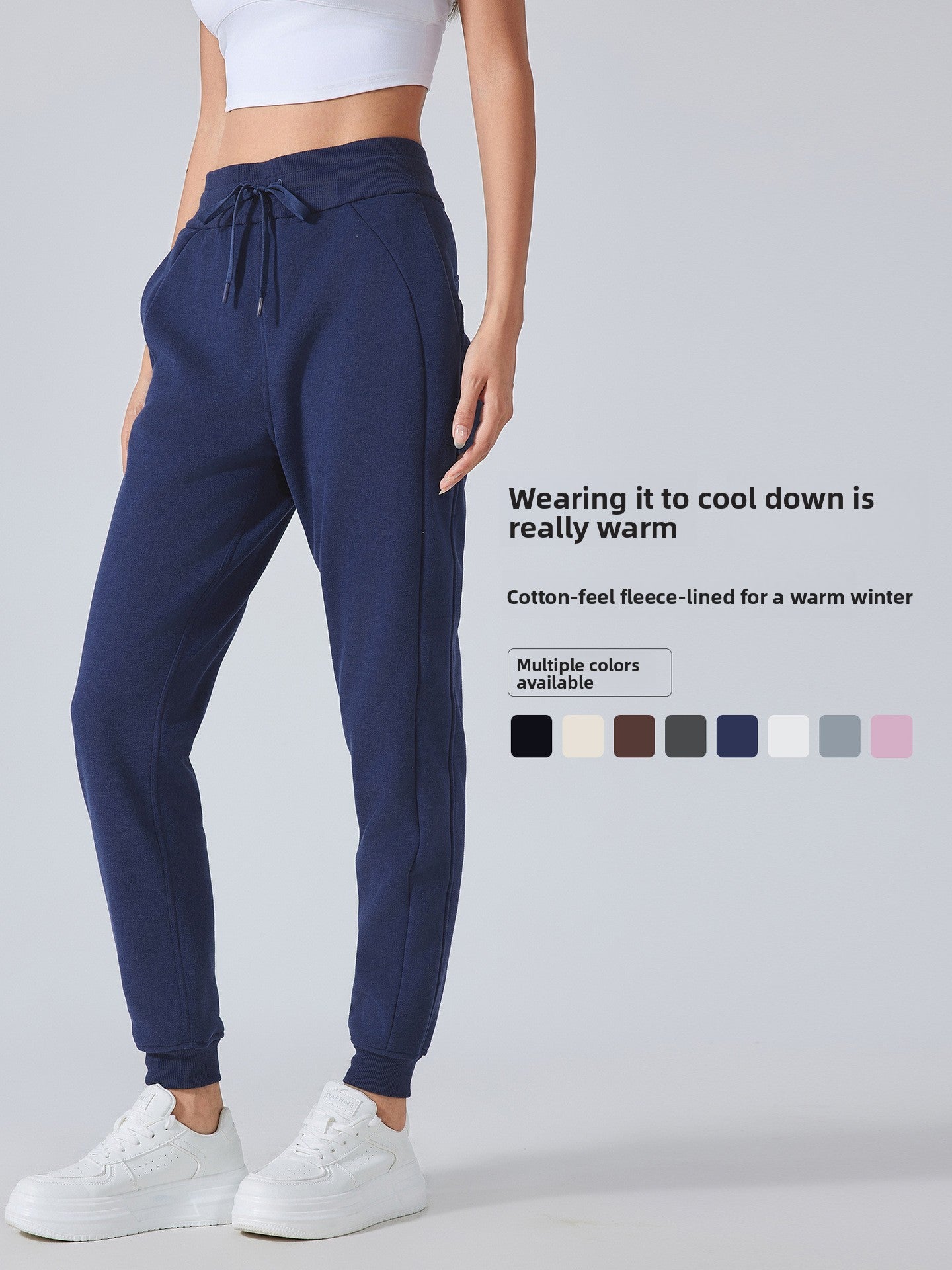 High-waisted loose-cuffed sports pants