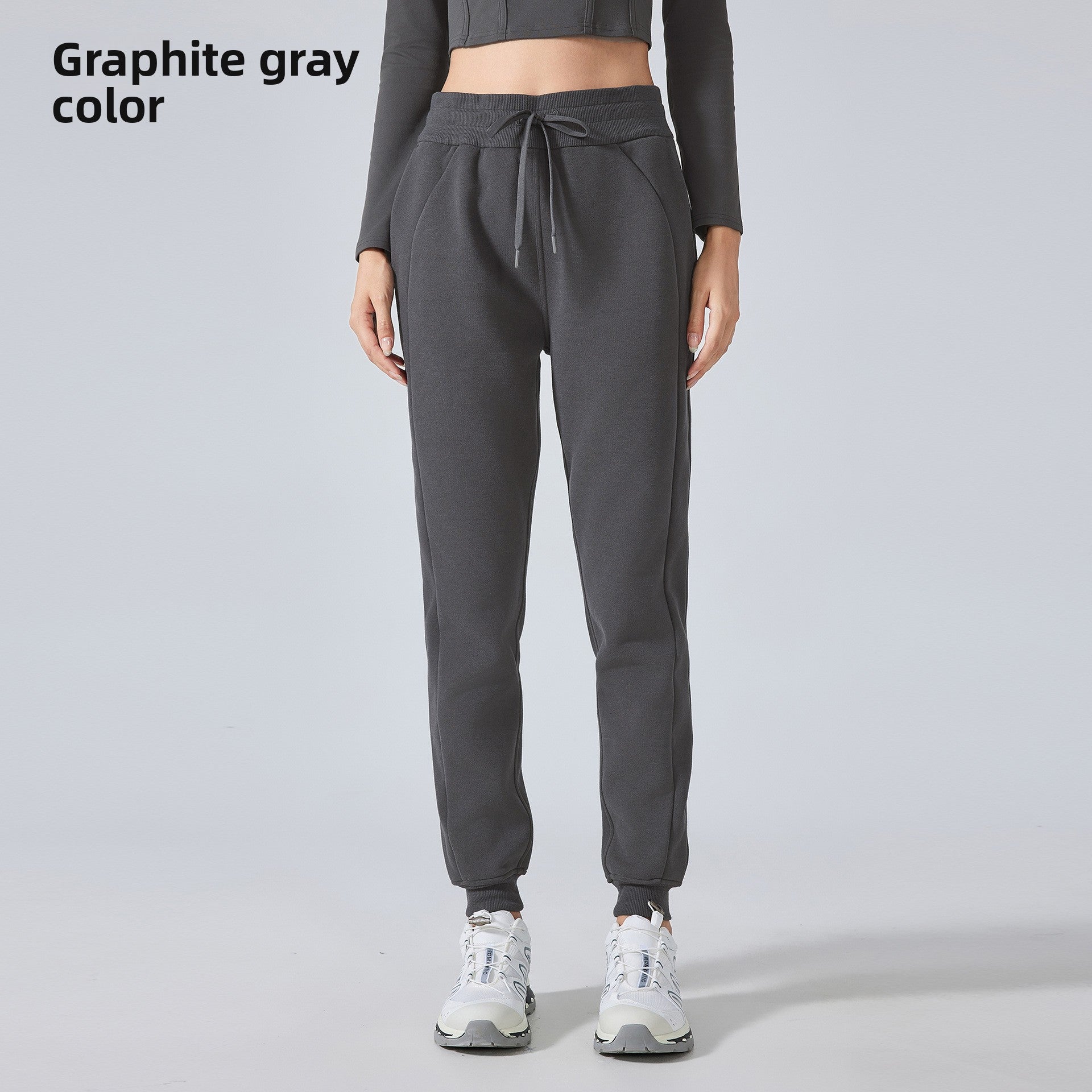 High-waisted loose-cuffed sports pants