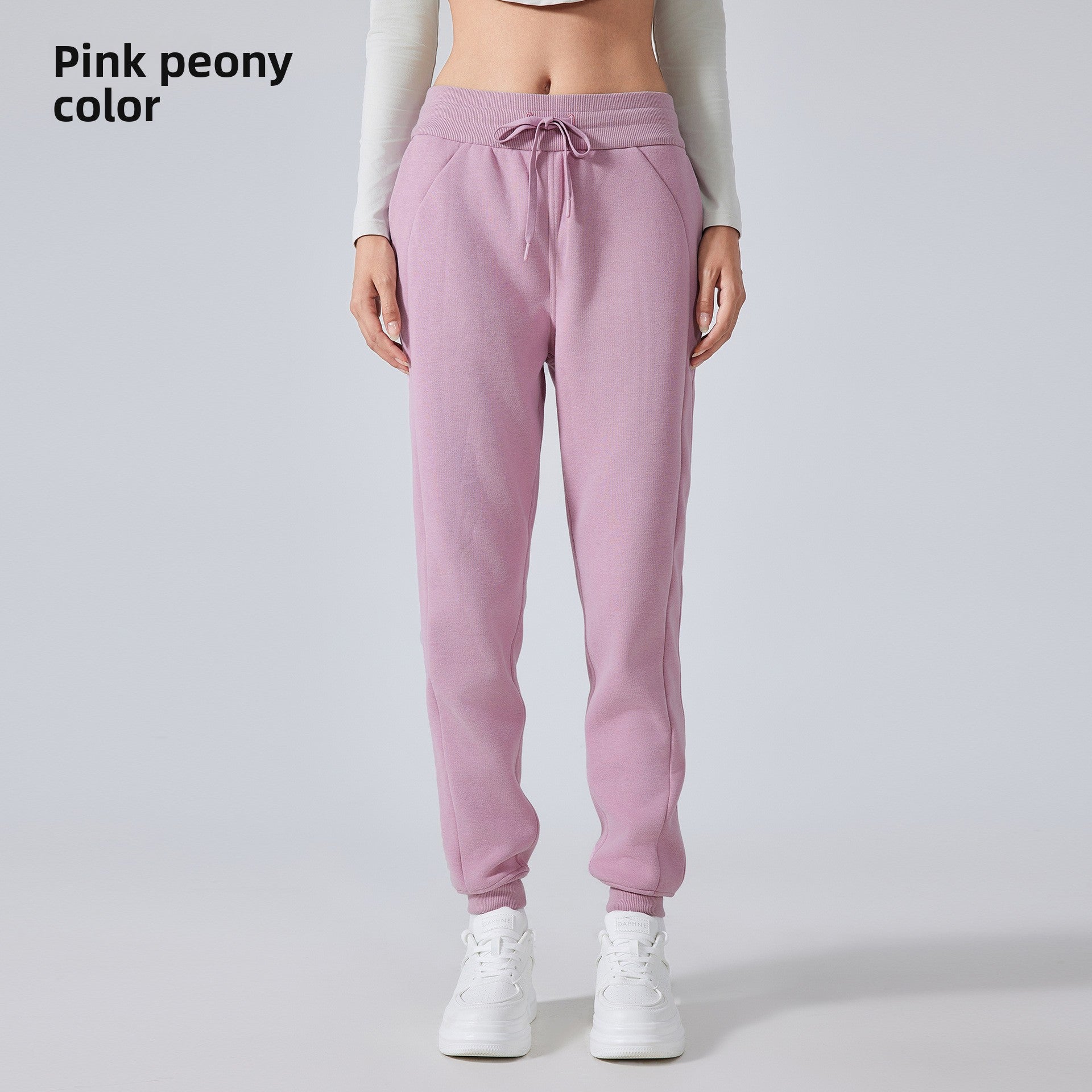High-waisted loose-cuffed sports pants