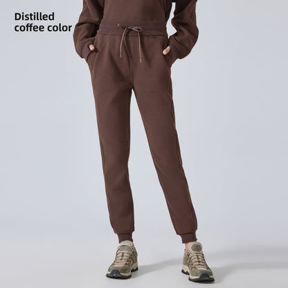 High-waisted loose-cuffed sports pants