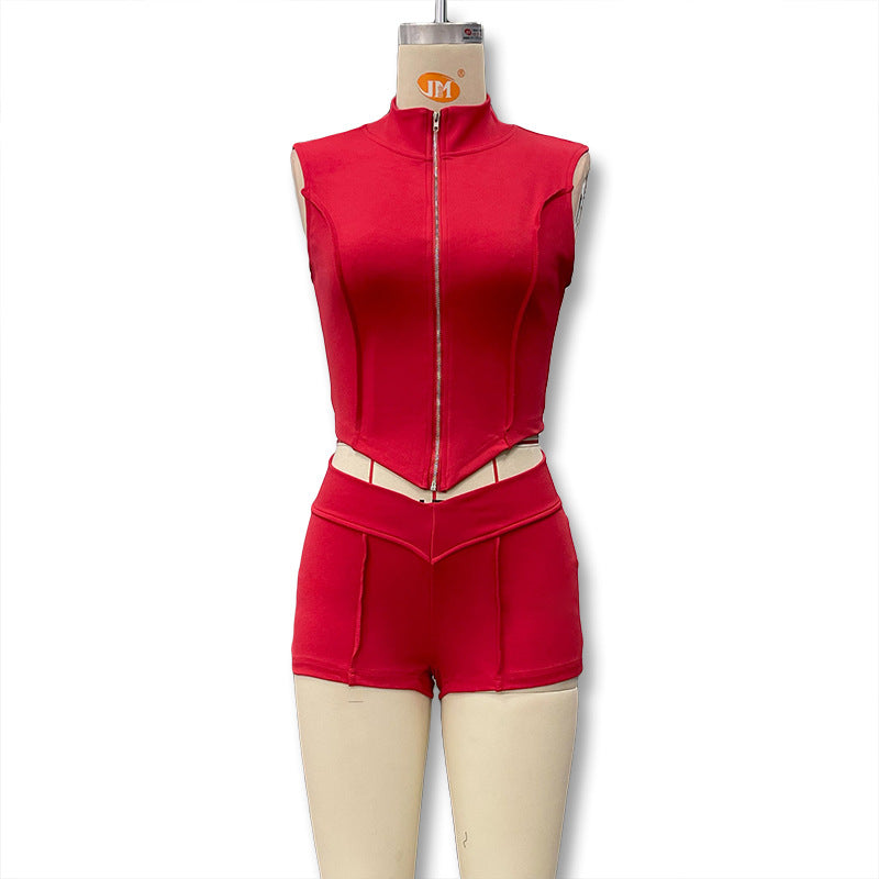 High-waisted top and tight shorts suit