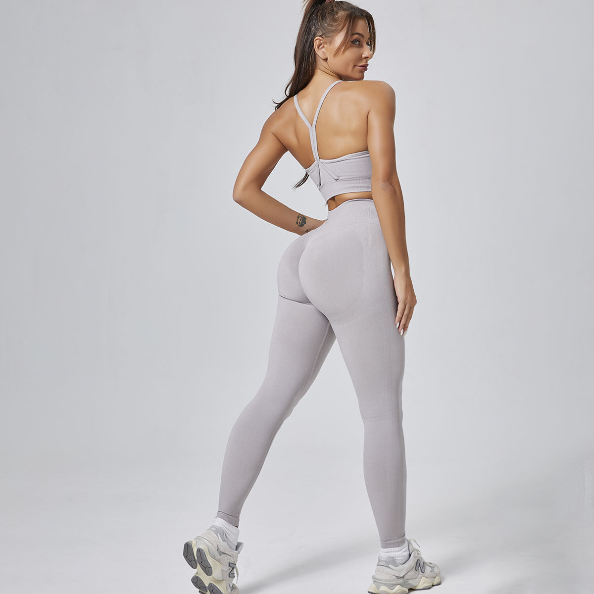 High-Waisted Yoga Fitness Set with Removable Padding