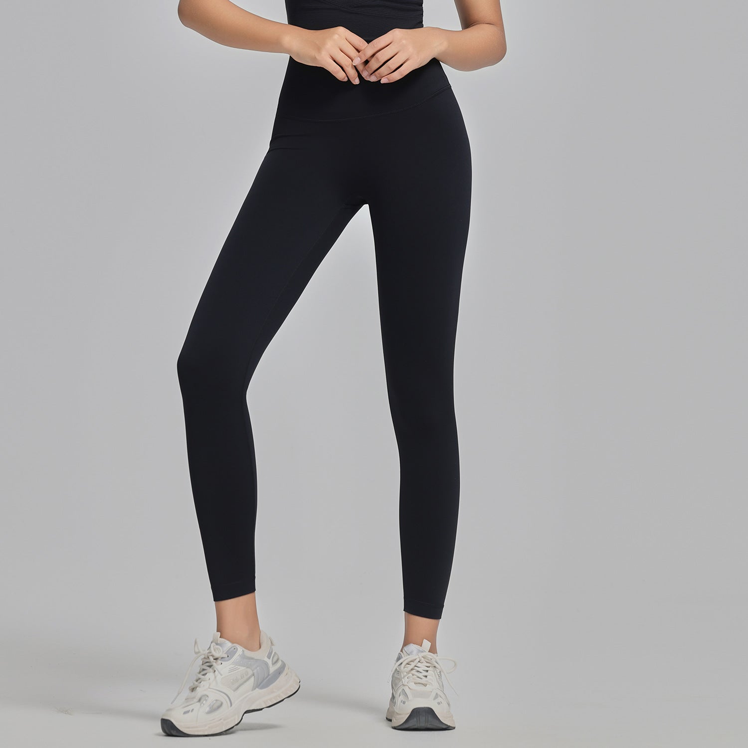 High-Waisted Yoga Pants with Quick-Dry and Lifting Feature