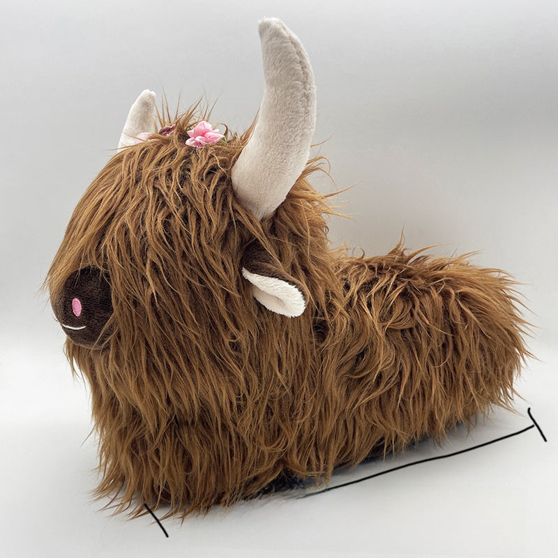 Highland Cow Plush Slippers