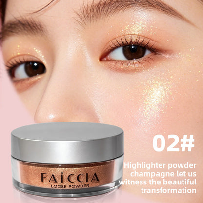 Highlighter powder with fine shimmer for a radiant, dewy complexion