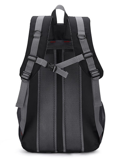Hiking backpack for climbing mountains