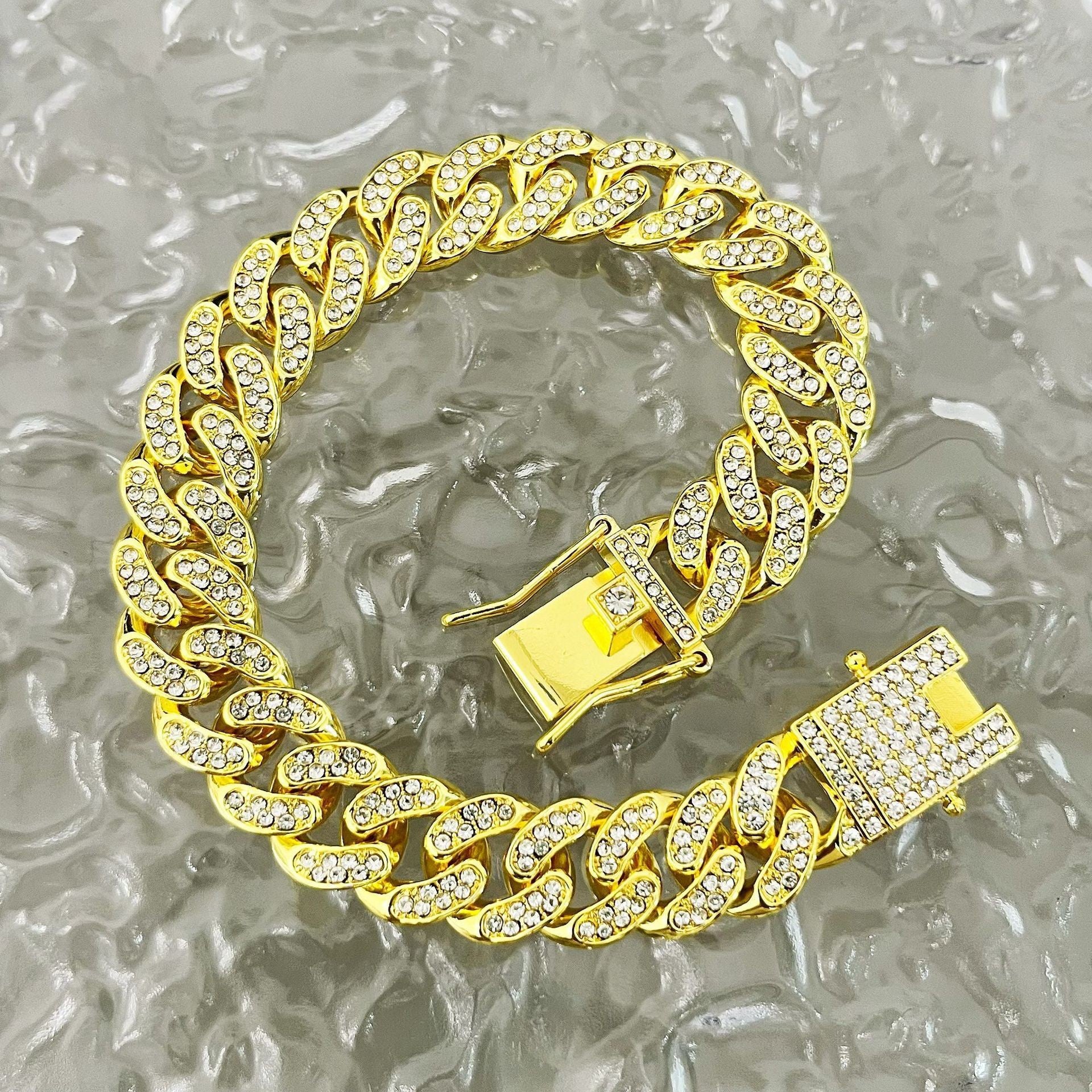 Hip-Hop Style Diamond Pet Collar with Lock Buckle