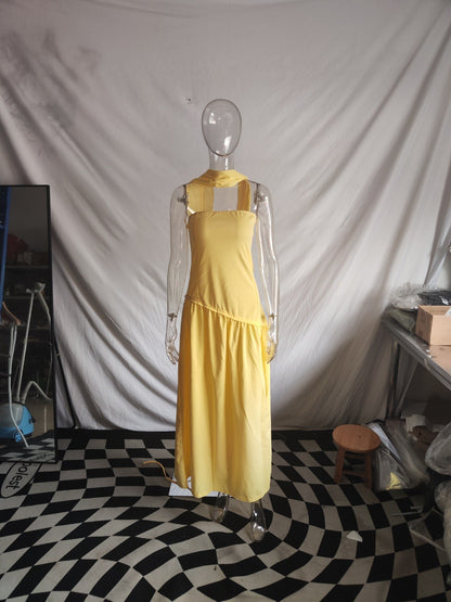 Hip-hugging dress