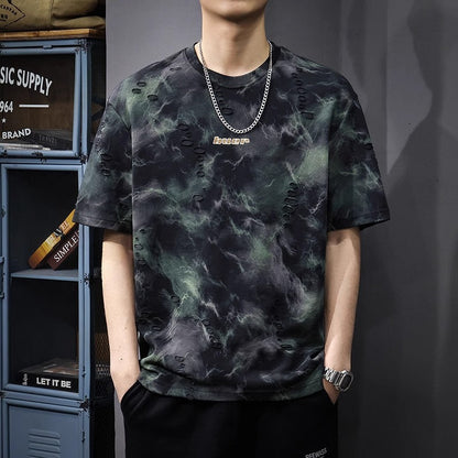 Hole-front short-sleeved T-shirt