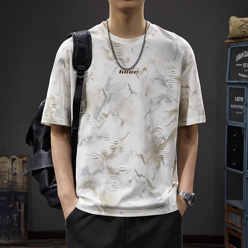 Hole-front short-sleeved T-shirt