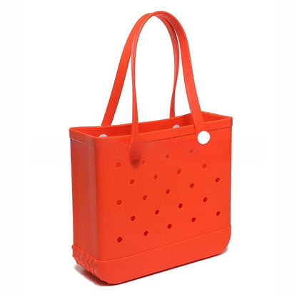Hole-shaped beach bag