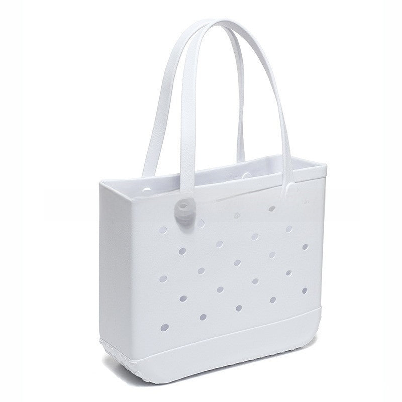 Hole-shaped beach bag