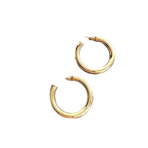 Hollow earrings