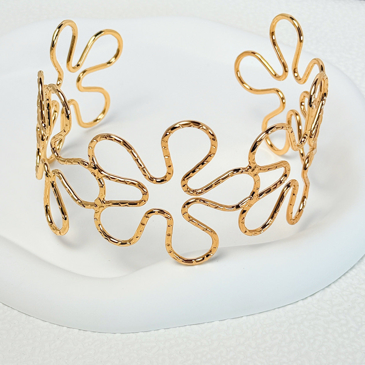 Hollow Flower Butterfly Bracelet
