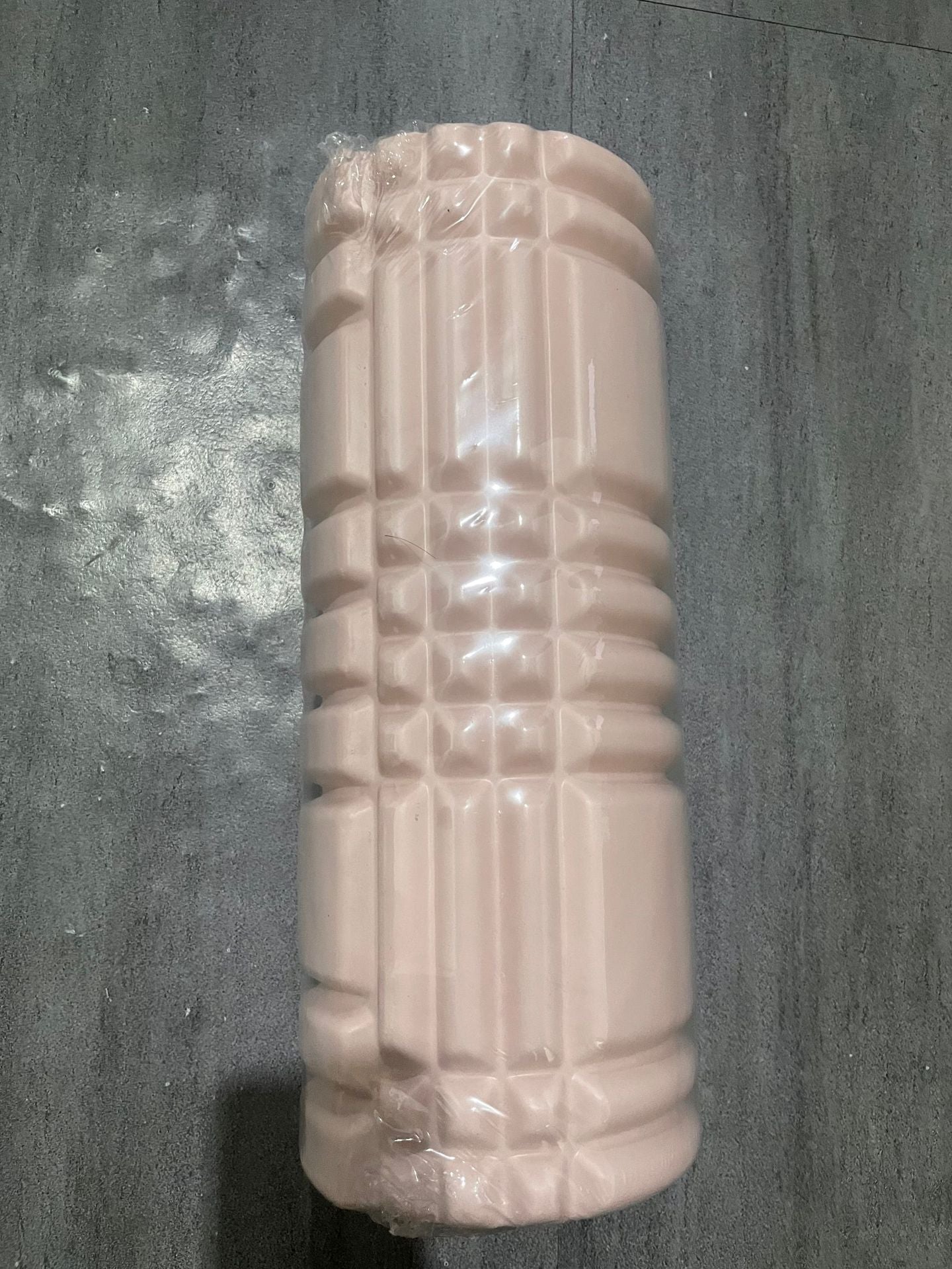 Hollow foam cylinder