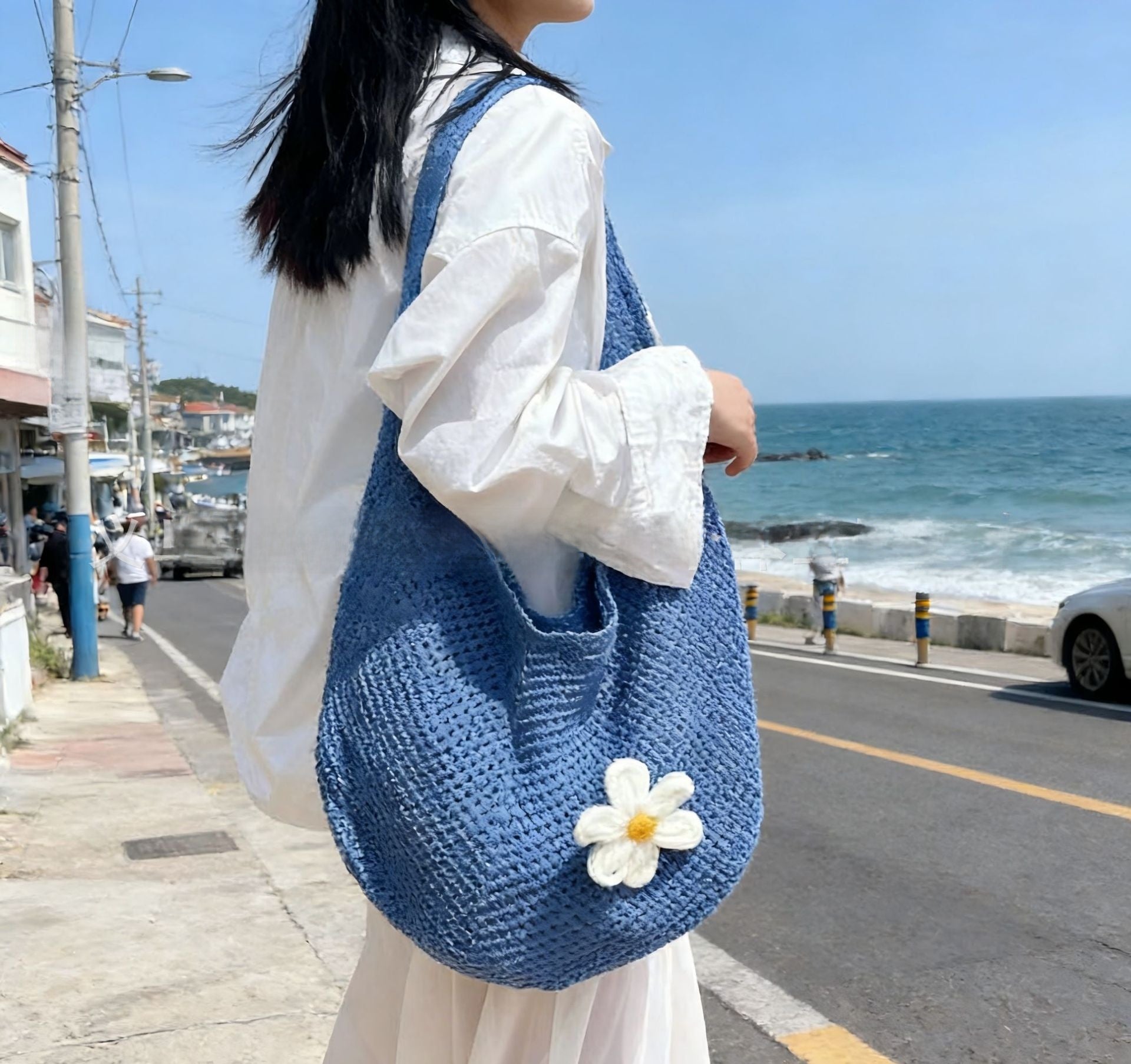 Hollow Hand-Woven Straw Tote Bag for Women