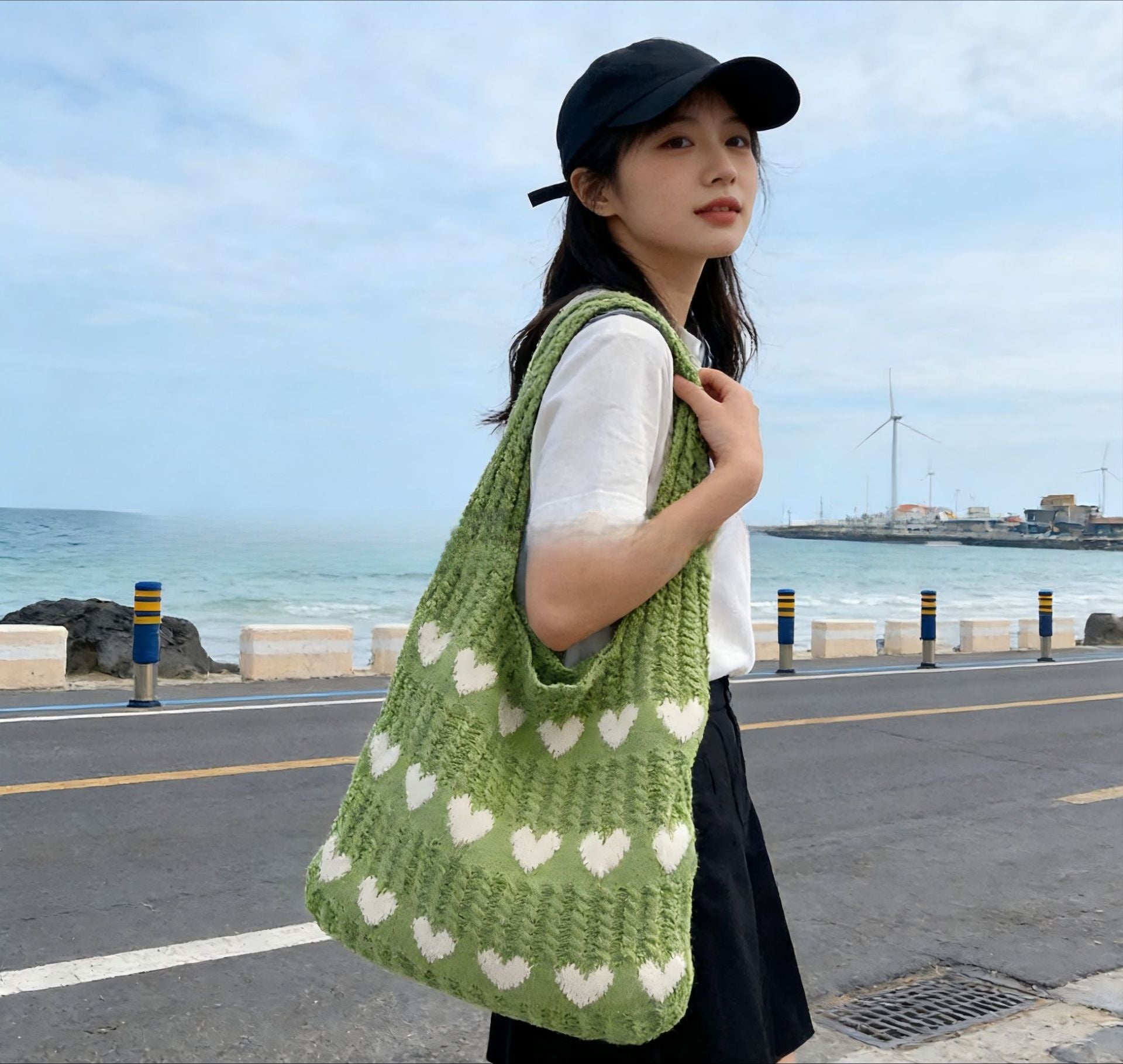Hollow Hand-Woven Straw Tote Bag for Women