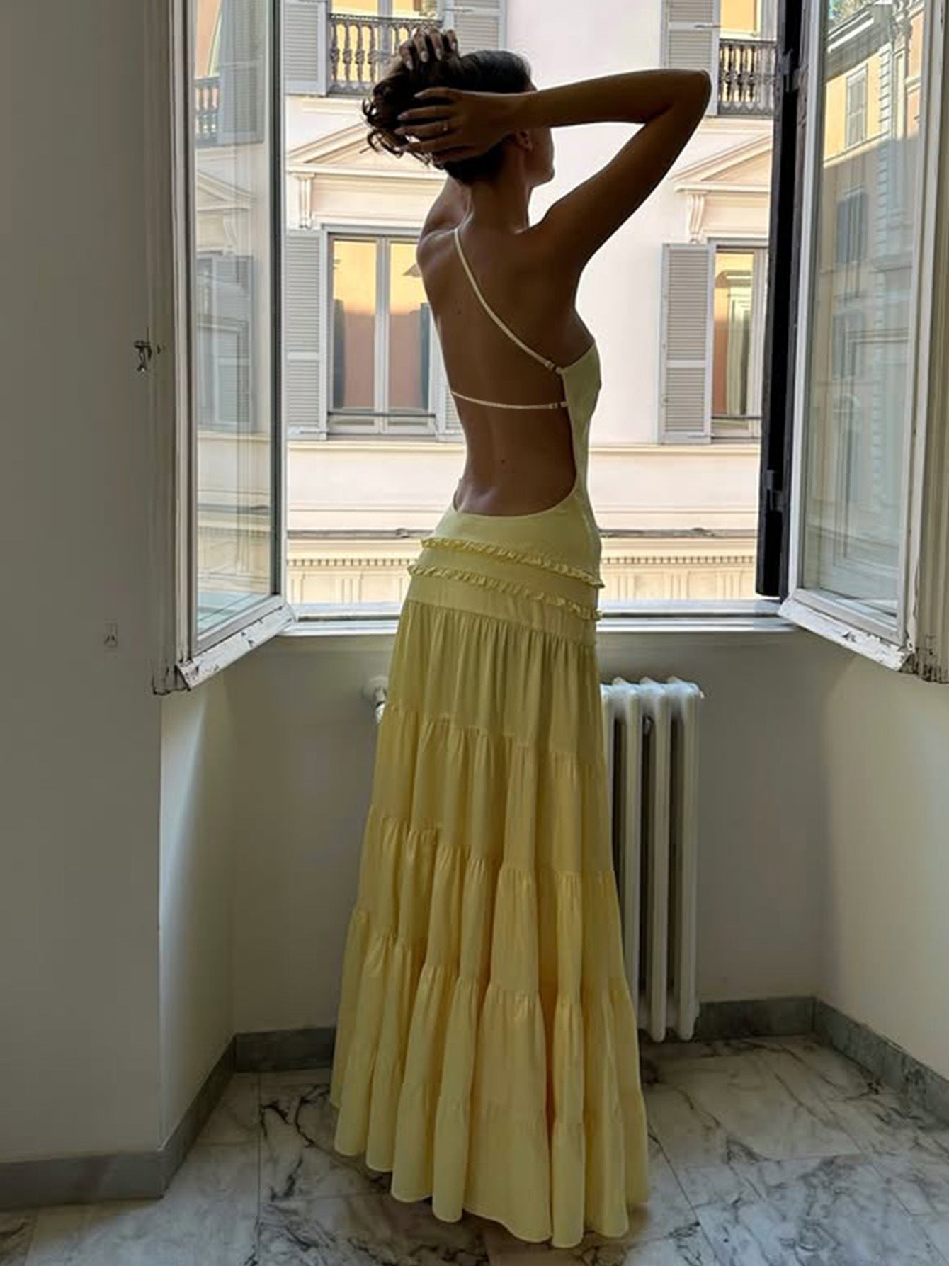 Hollow-out backless dress