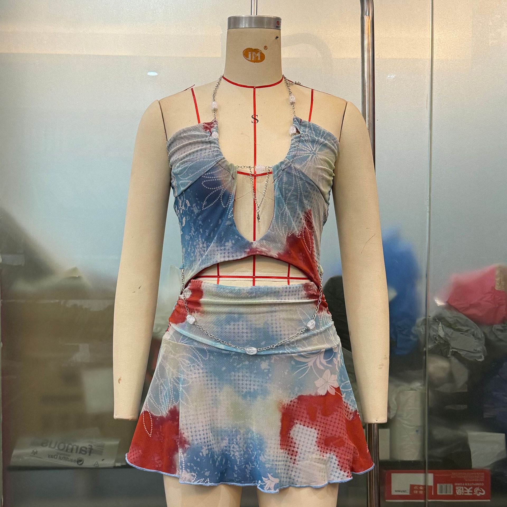 Hollow-out patchwork dress