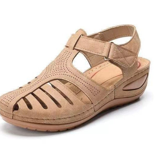Hollow-out sandals