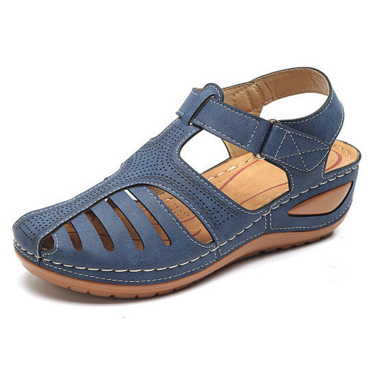Hollow-out sandals
