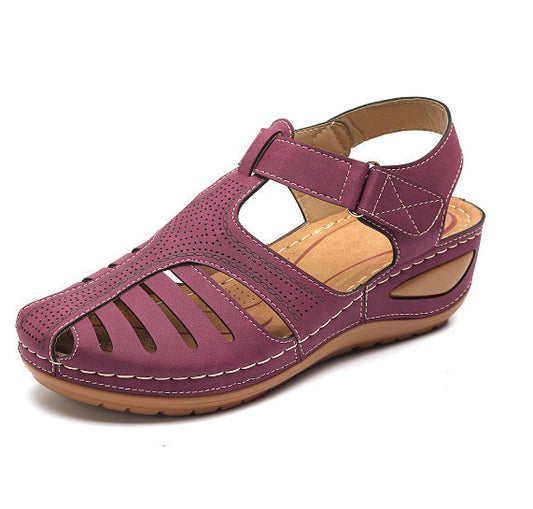 Hollow-out sandals