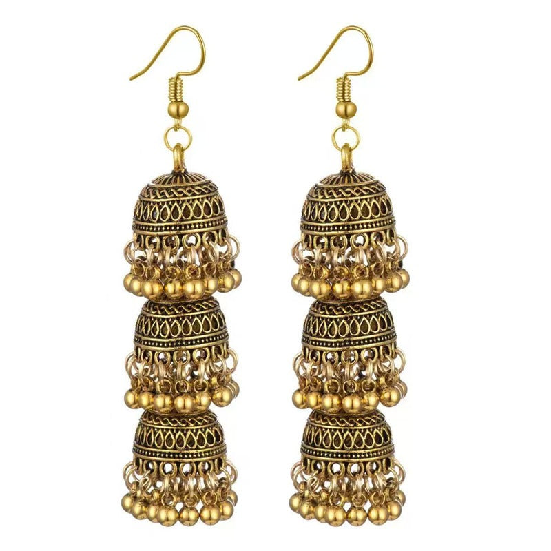 Hollow-out tassel earrings