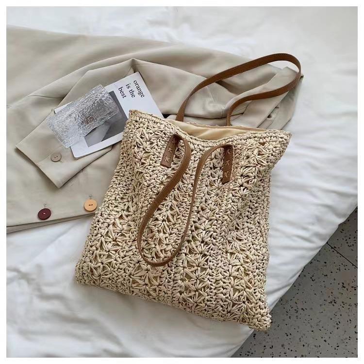 Hollow Straw Weave Shoulder Bag