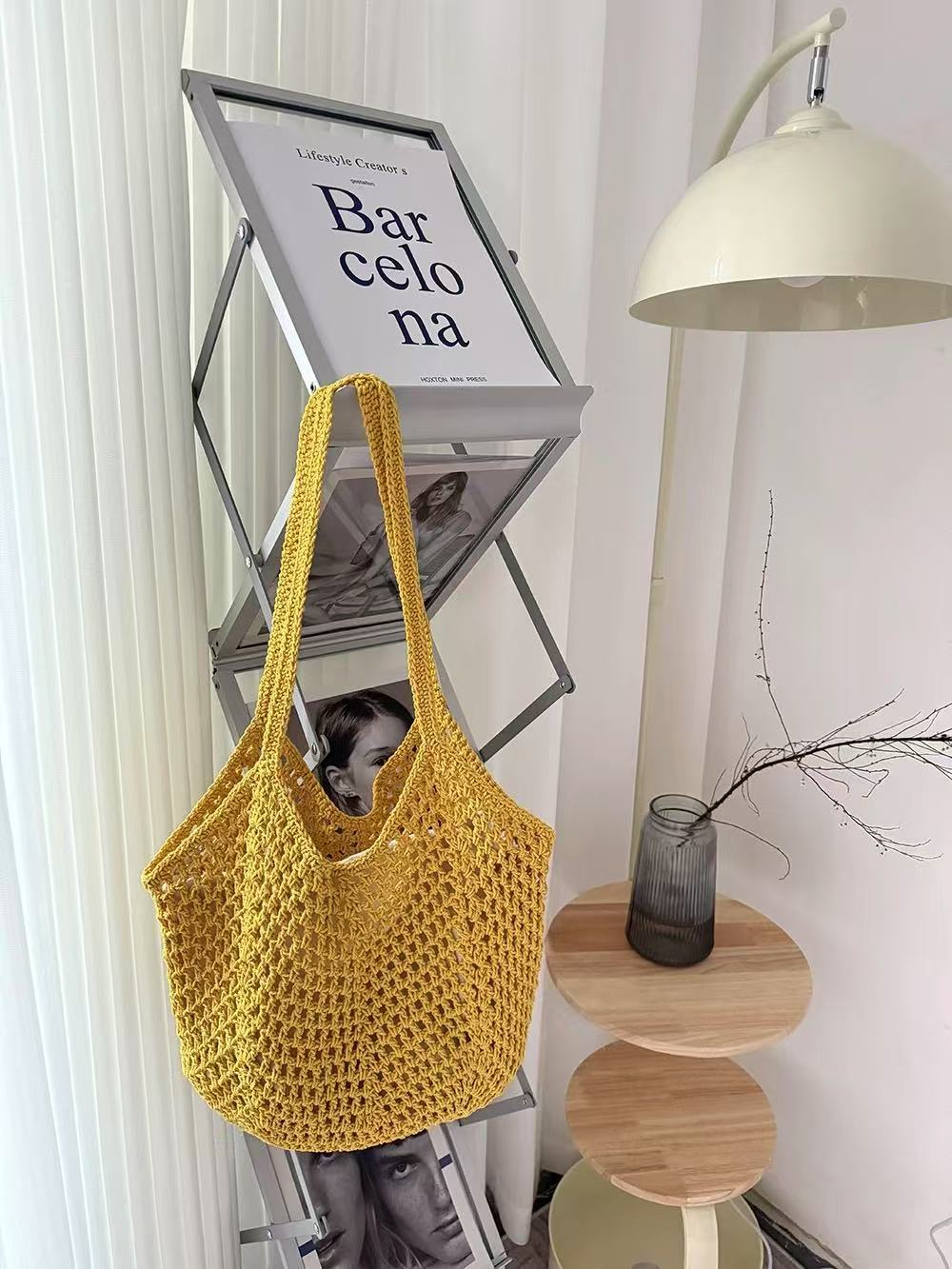 Hollowed-out straw bag