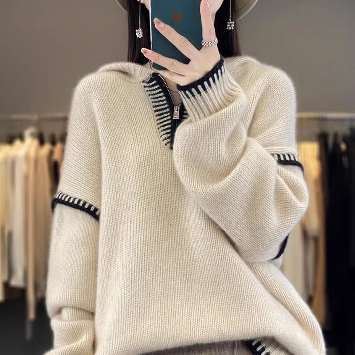 Hooded knitwear