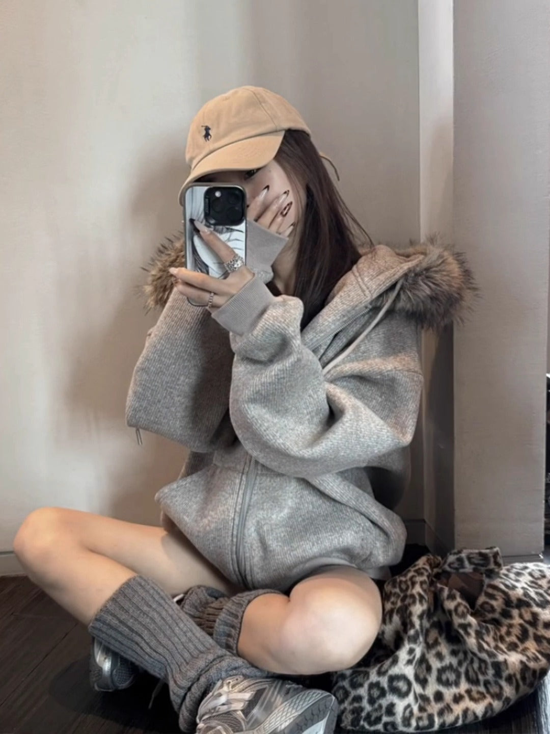 Hooded pullover jacket