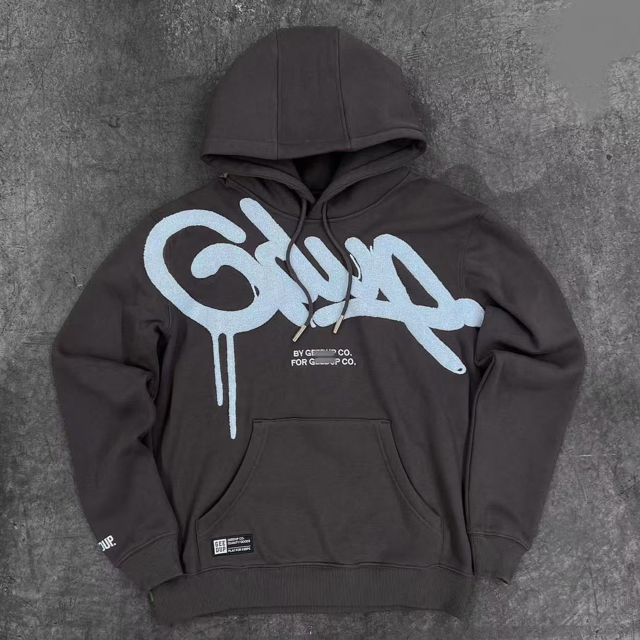 Hooded sweatshirt for both men and women