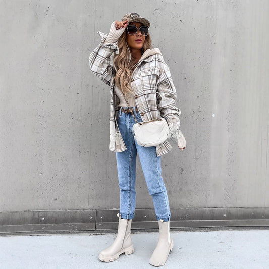 Hooded woolen checkered coat