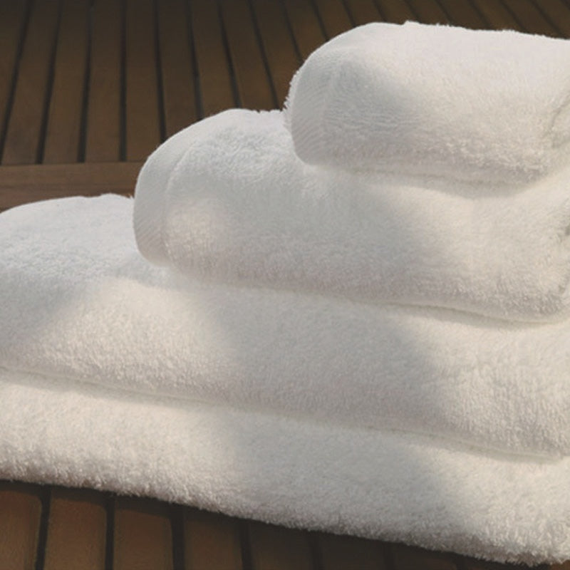 Hotel towel and bath towel