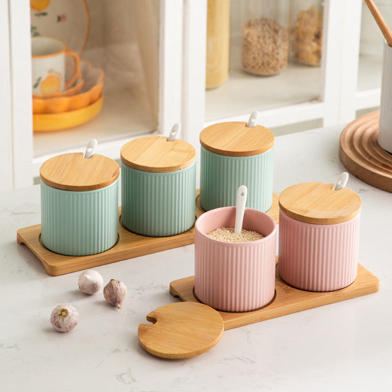 Household seasoning jar