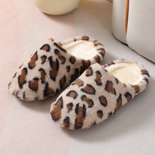 Household slippers