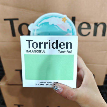 Hyaluronic acid cotton pads